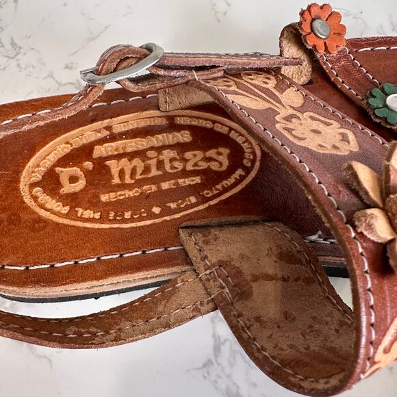 Artisanries D'Mitzy Huaraches Sandals Kids US Sz 0 Brown Leather Embossed Floral - Picture 3 of 8